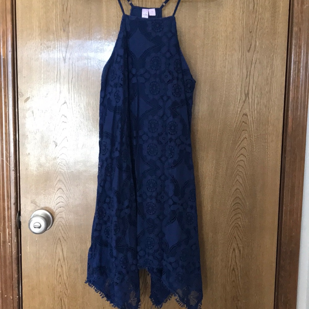 Adorable beach dress!